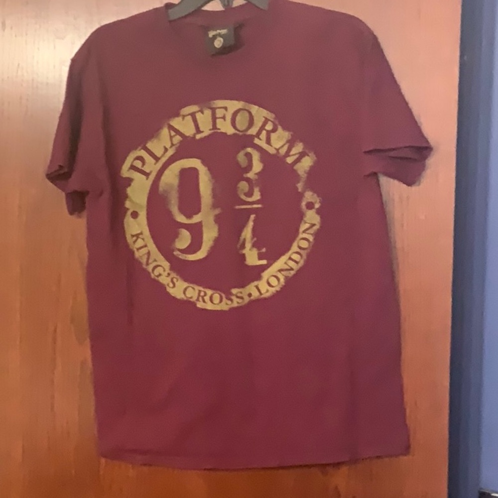 Warner Bros. Burgundy Platform 9 3/4 Tee